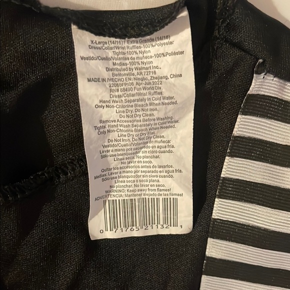 Black and White Striped Clown Costume for Kids - Picture 3 of 4